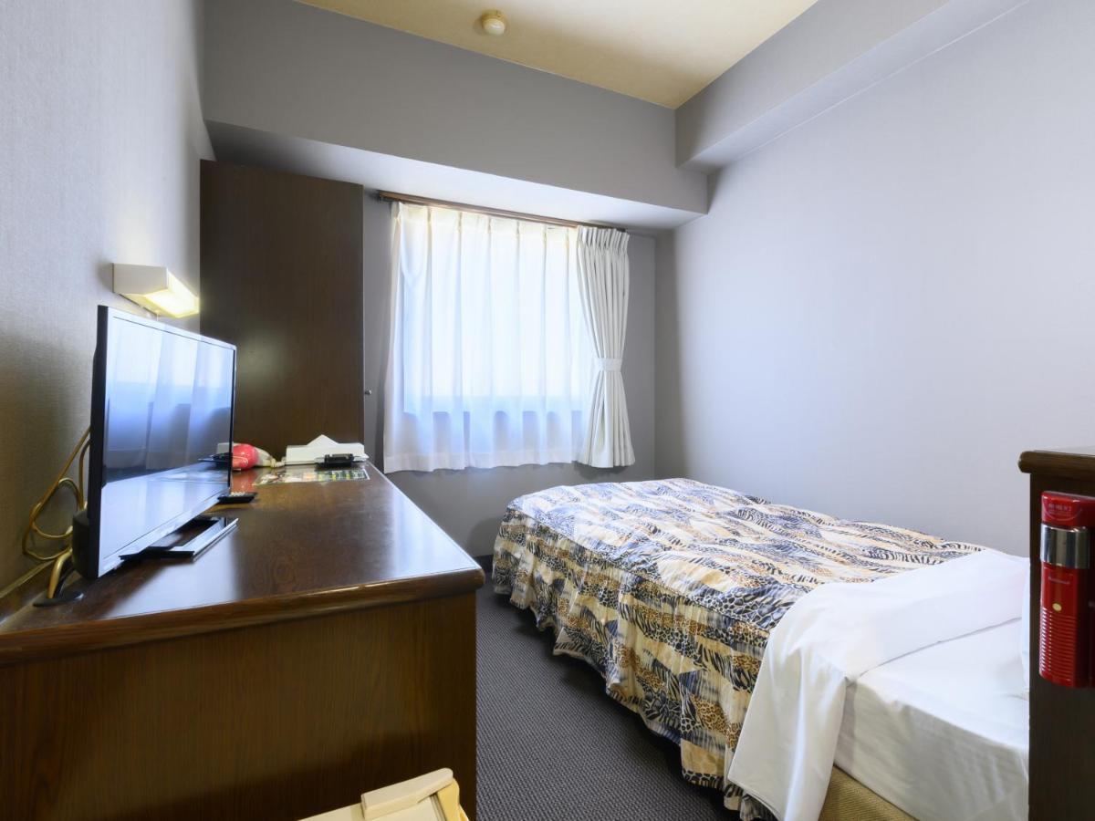 Tabist Iwata Station Hotel Buitenkant foto